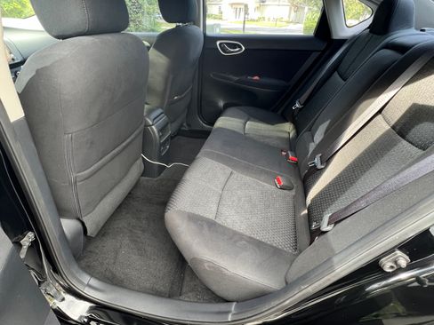 Used 2015 Nissan Sentra SR image 11