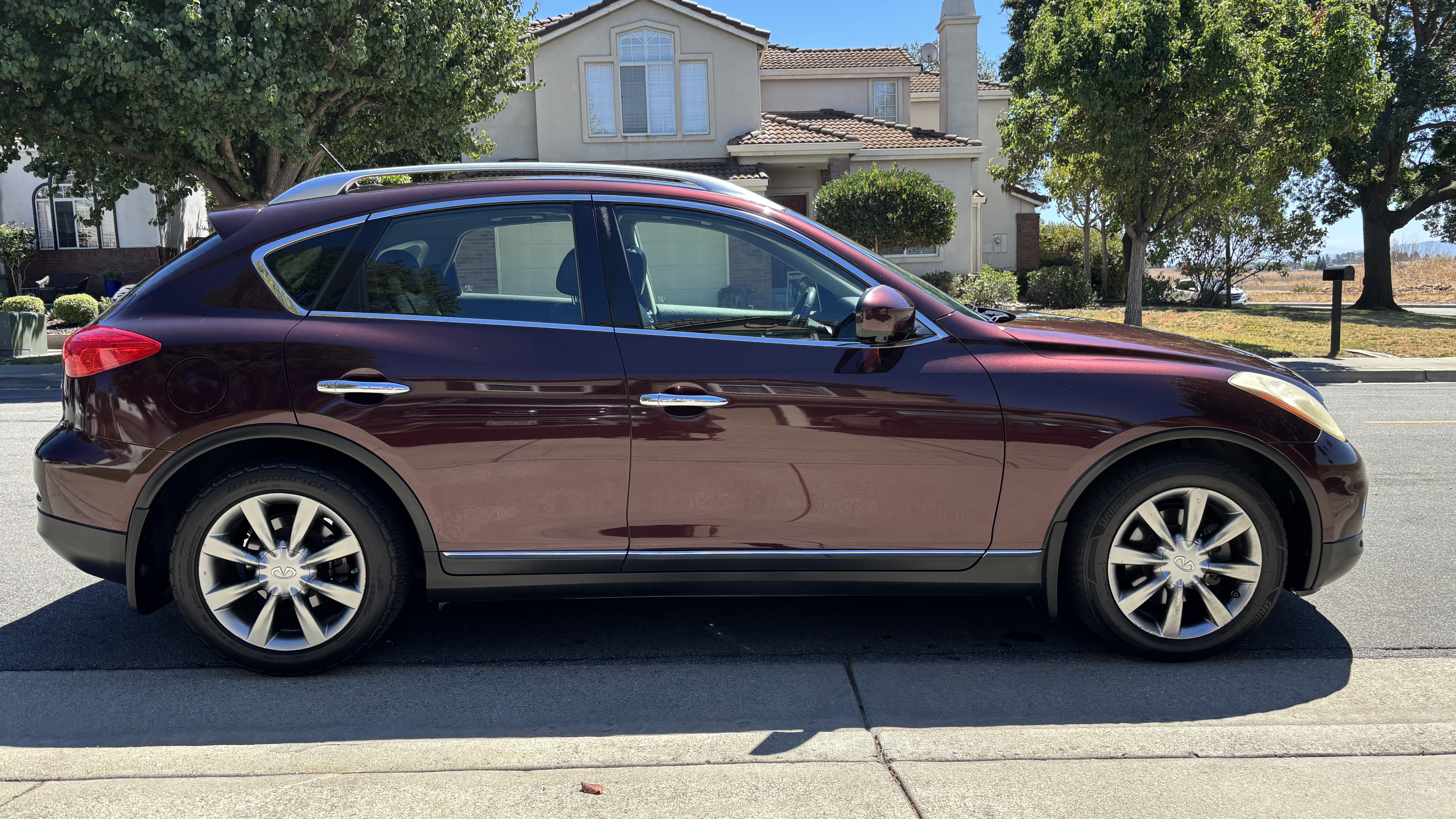 Used 2012 INFINITI EX35 Journey w/ Premium Pkg AWD/4WD image 4