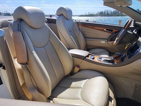 Used 2005 Mercedes-Benz SL 500 image 16