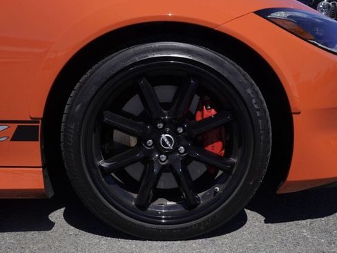 Used 2024 Nissan Z Performance w/ Heritage Edition image 11