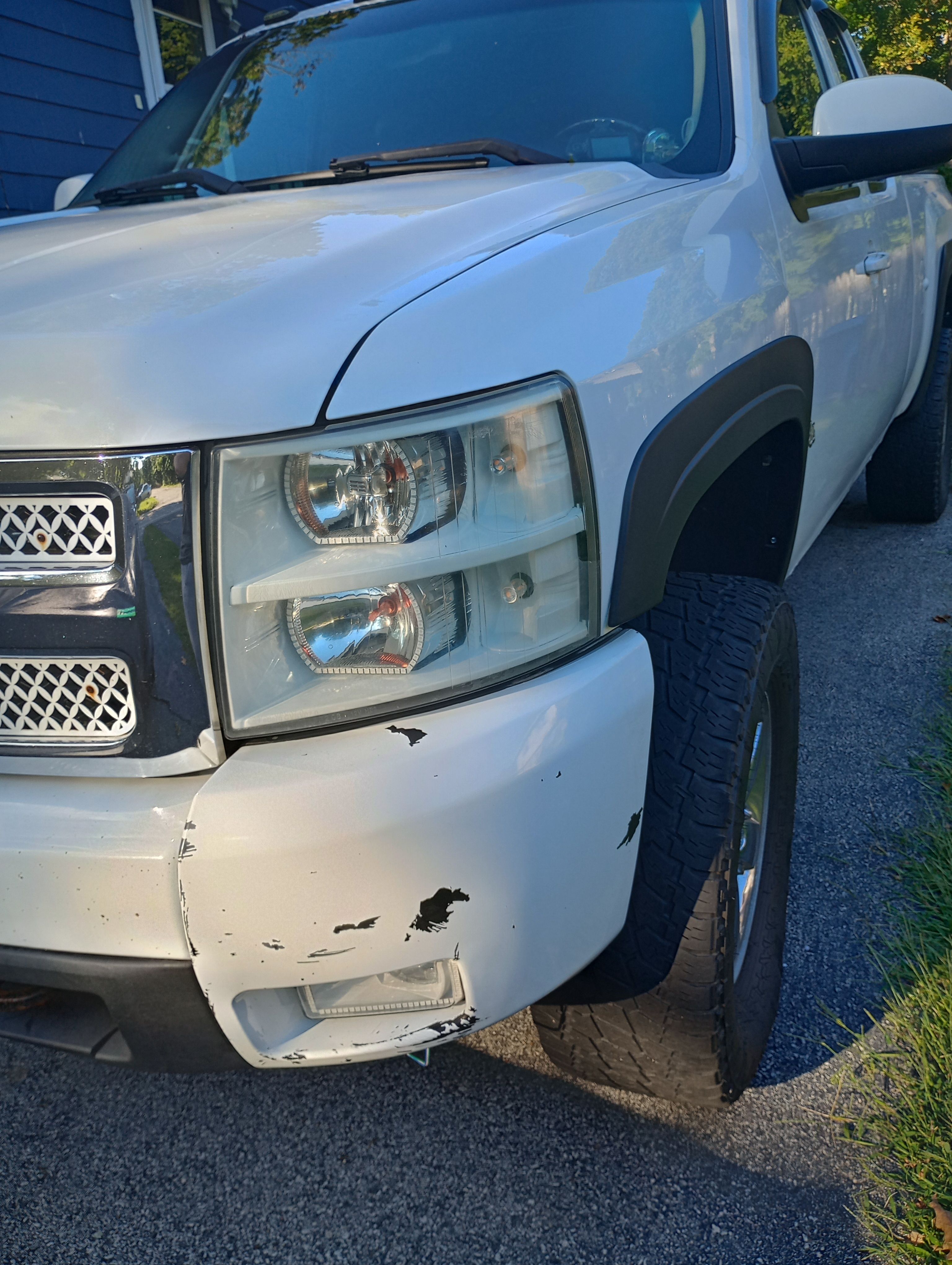 Used 2010 Chevrolet Silverado 1500 LTZ w/ Suspension Package, Off-Road AWD/4WD image 15