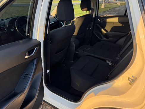 Used 2016 MAZDA CX-5 Sport image 12