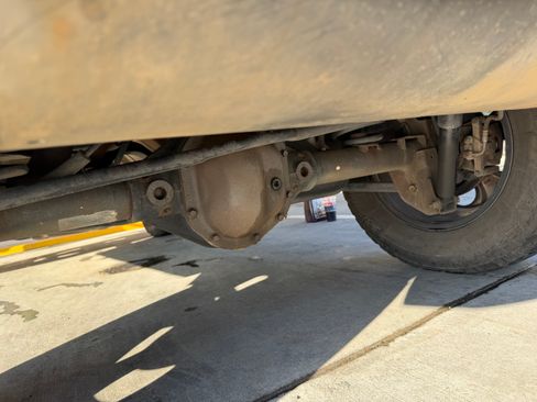 Used 2007 Jeep Wrangler Unlimited Sahara w/ Dual Top Group image 13