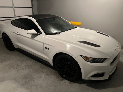 Used 2017 Ford Mustang GT w/ GT Performance Package image 1