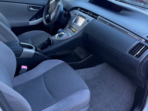 Used 2012 Toyota Prius Prime Advanced image 8