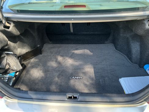 Used 2003 Toyota Camry LE FWD image 10