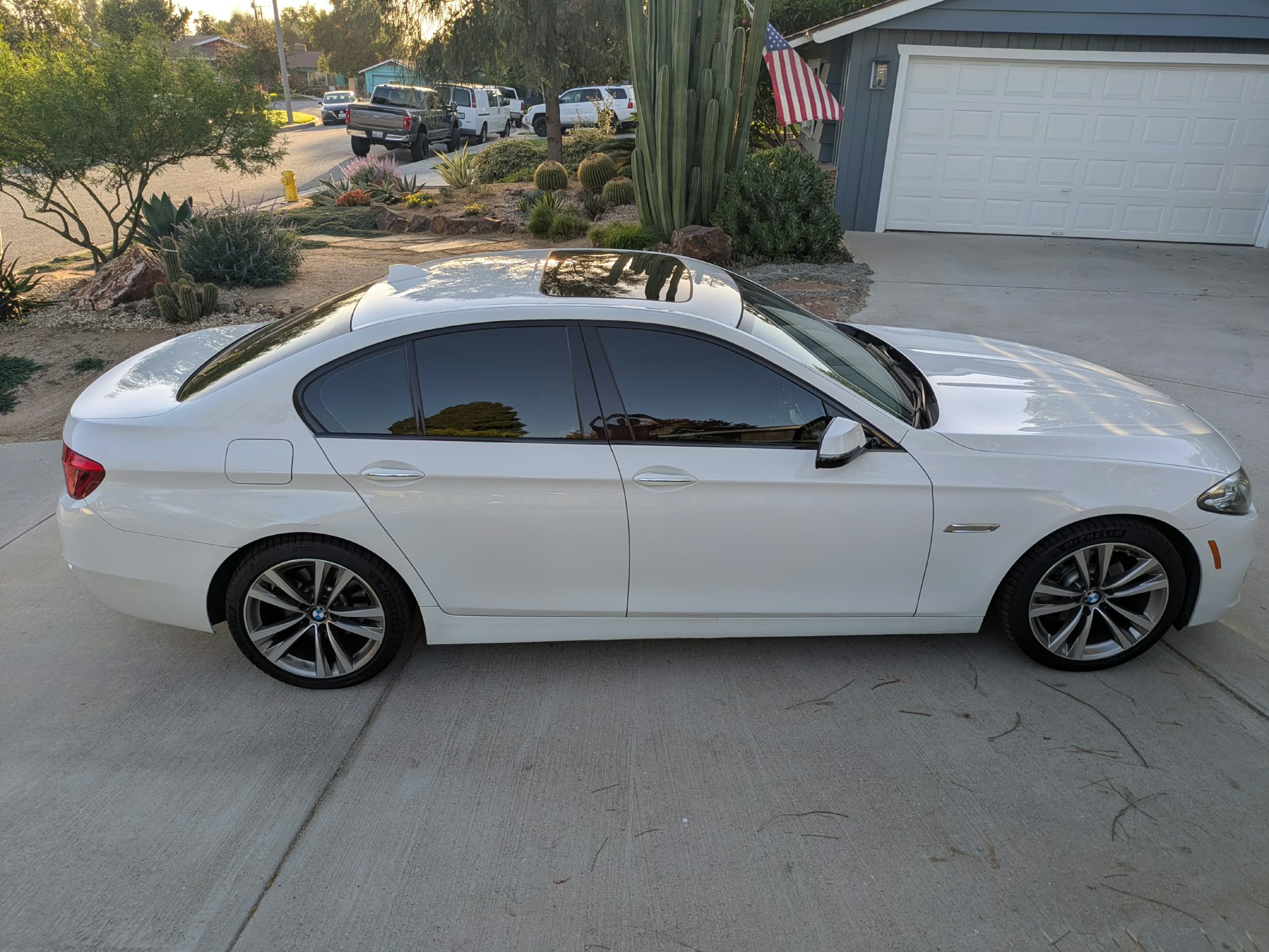 Used 2016 BMW 528i Sedan RWD image 4
