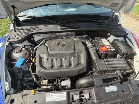 Used 2019 Volkswagen Beetle 2.0T S image 9