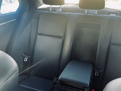 Used 2009 Mercedes-Benz C 300 C 300 Luxury Sedan 4D image 6