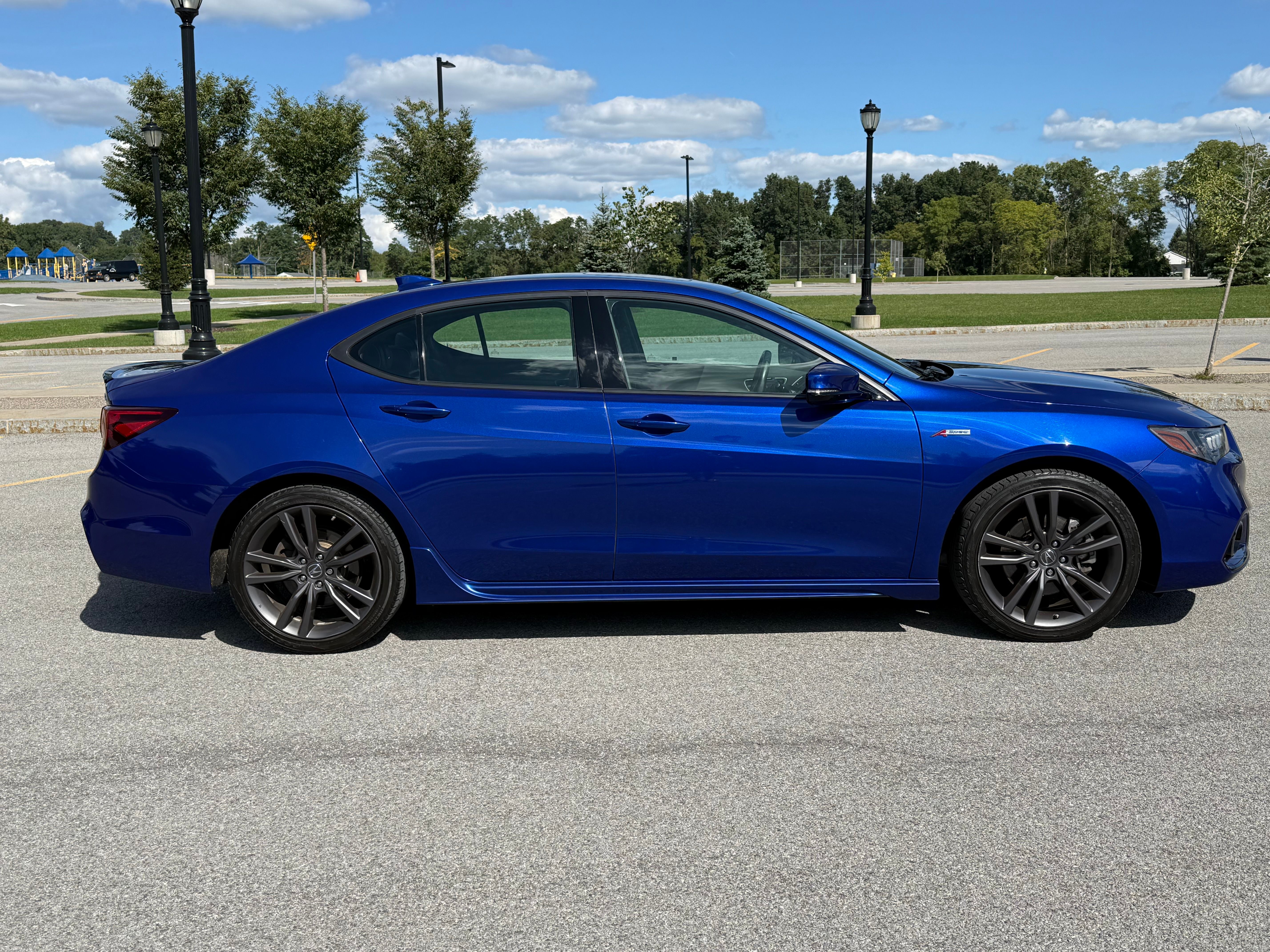 Used 2019 Acura TLX w/ Technology & A-SPEC Package FWD image 14