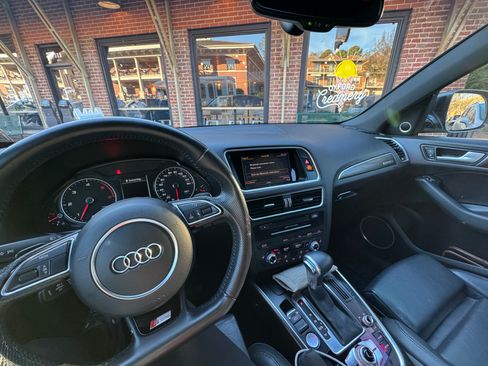 Used 2016 Audi Q5 TDI Premium Plus image 8