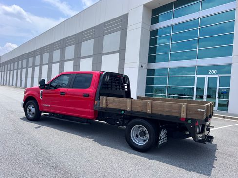 Used 2022 Ford F350 XLT image 8