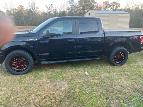 Used 2018 Ford F150 XL w/ Equipment Group 101A Mid RWD image 2