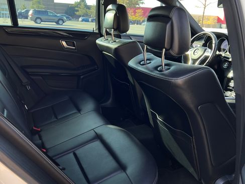 Used 2016 Mercedes-Benz E 350 Sedan image 9