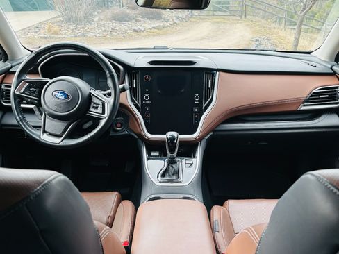 Used 2022 Subaru Outback Touring XT w/ Popular Package #2 image 9