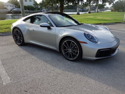 Used 2023 Porsche 911 Carrera image 1