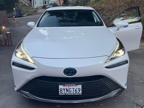 Used 2021 Toyota Mirai w/ Advanced Technology Package image 8