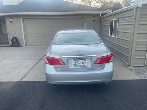 Used 2009 Lexus ES 350 image 2