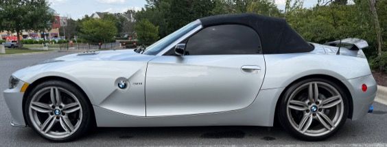 Used 2006 BMW Z4 3.0i RWD image 1