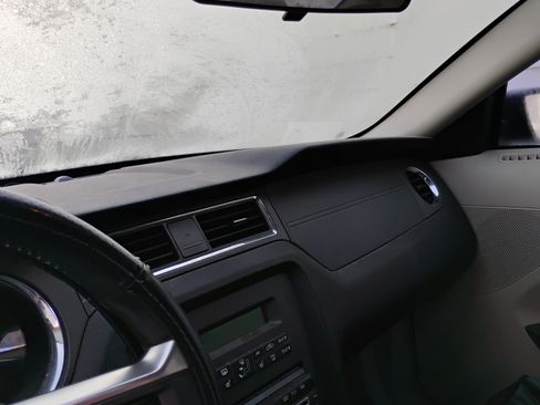 Used 2011 Ford Mustang Coupe w/ 101A Rapid Spec Order Code image 12