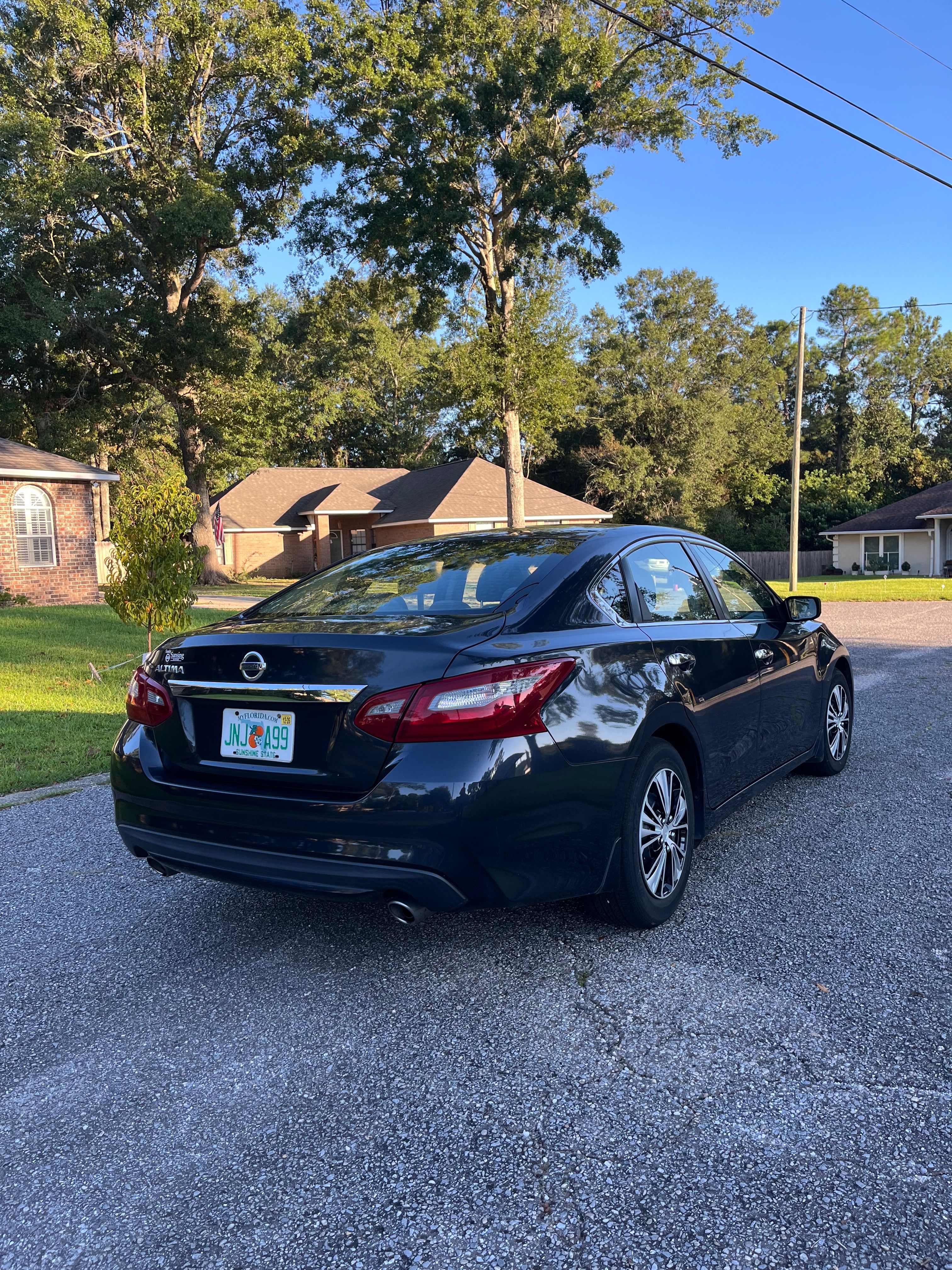 Used 2018 Nissan Altima 2.5 S w/ S Convenience Package FWD image 8