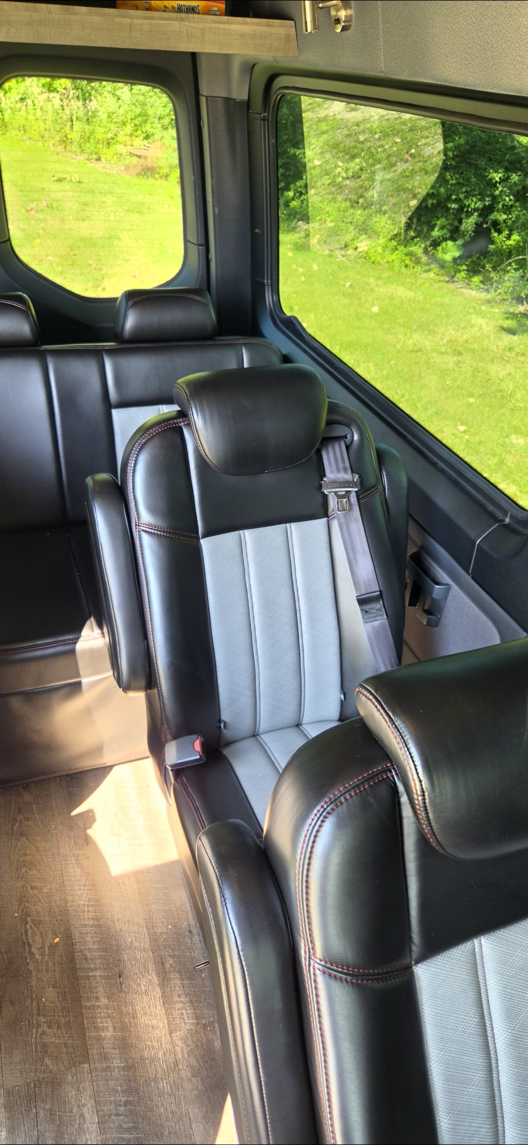 Used 2020 Mercedes-Benz Sprinter 2500 image 19