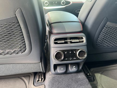 Used 2022 Genesis GV70 3.5T Sport w/ Sport Prestige Package AWD/4WD image 9
