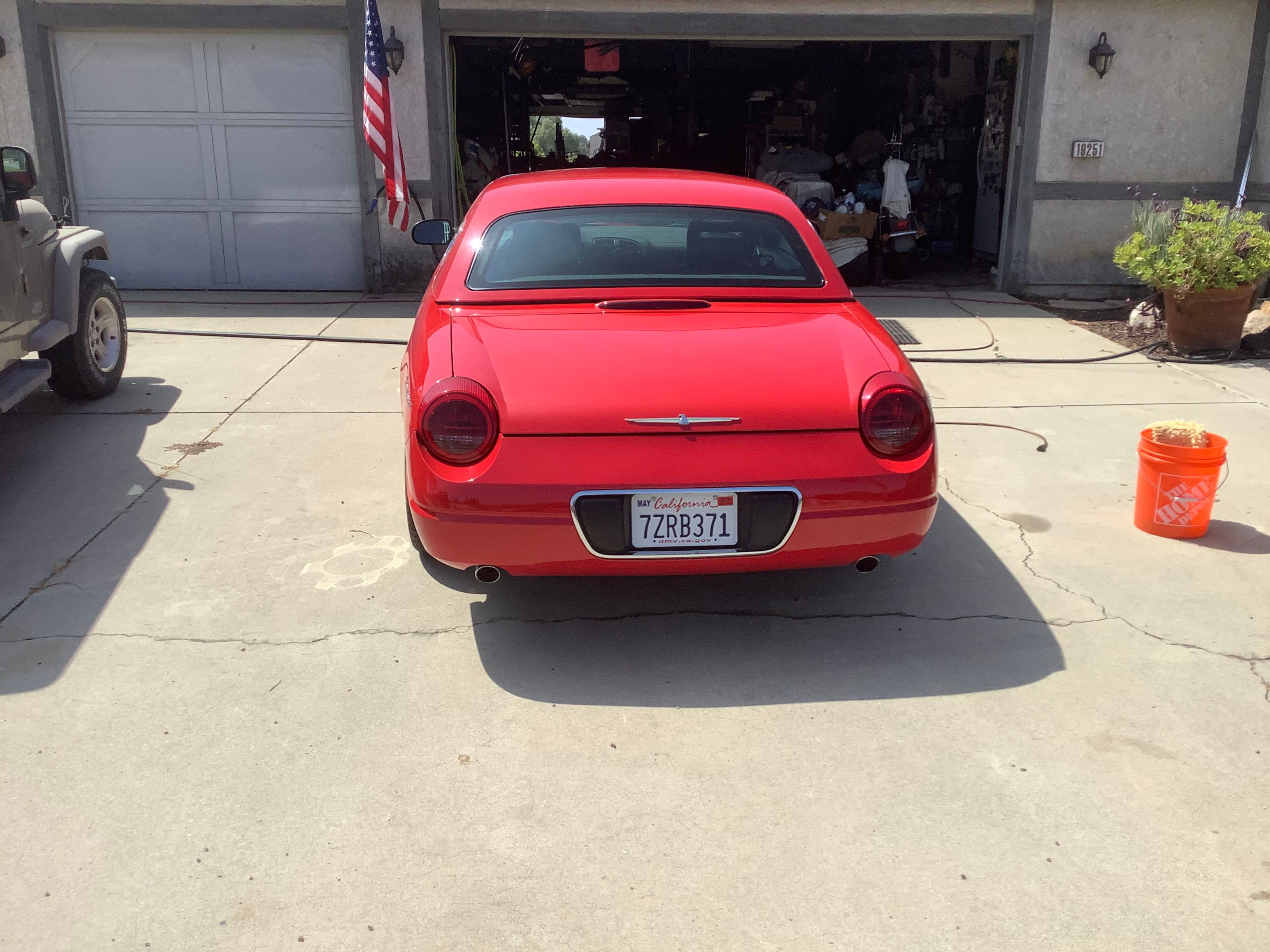 Used 2002 Ford Thunderbird RWD image 2