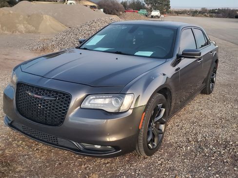 Used 2021 Chrysler 300 S image 8