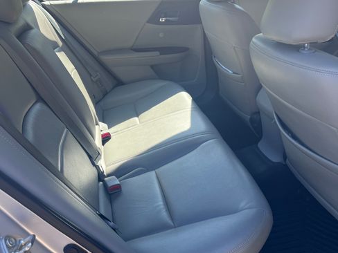 Used 2014 Honda Accord LX image 4