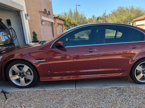 Used 2009 Pontiac G8 GT w/ Premium Package image 1