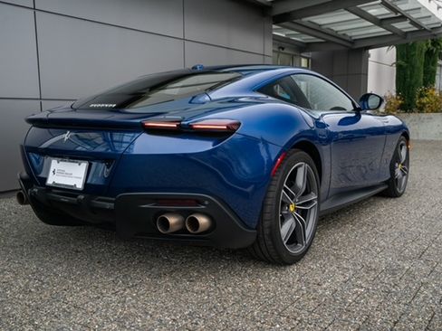 Used 2023 Ferrari Roma image 5