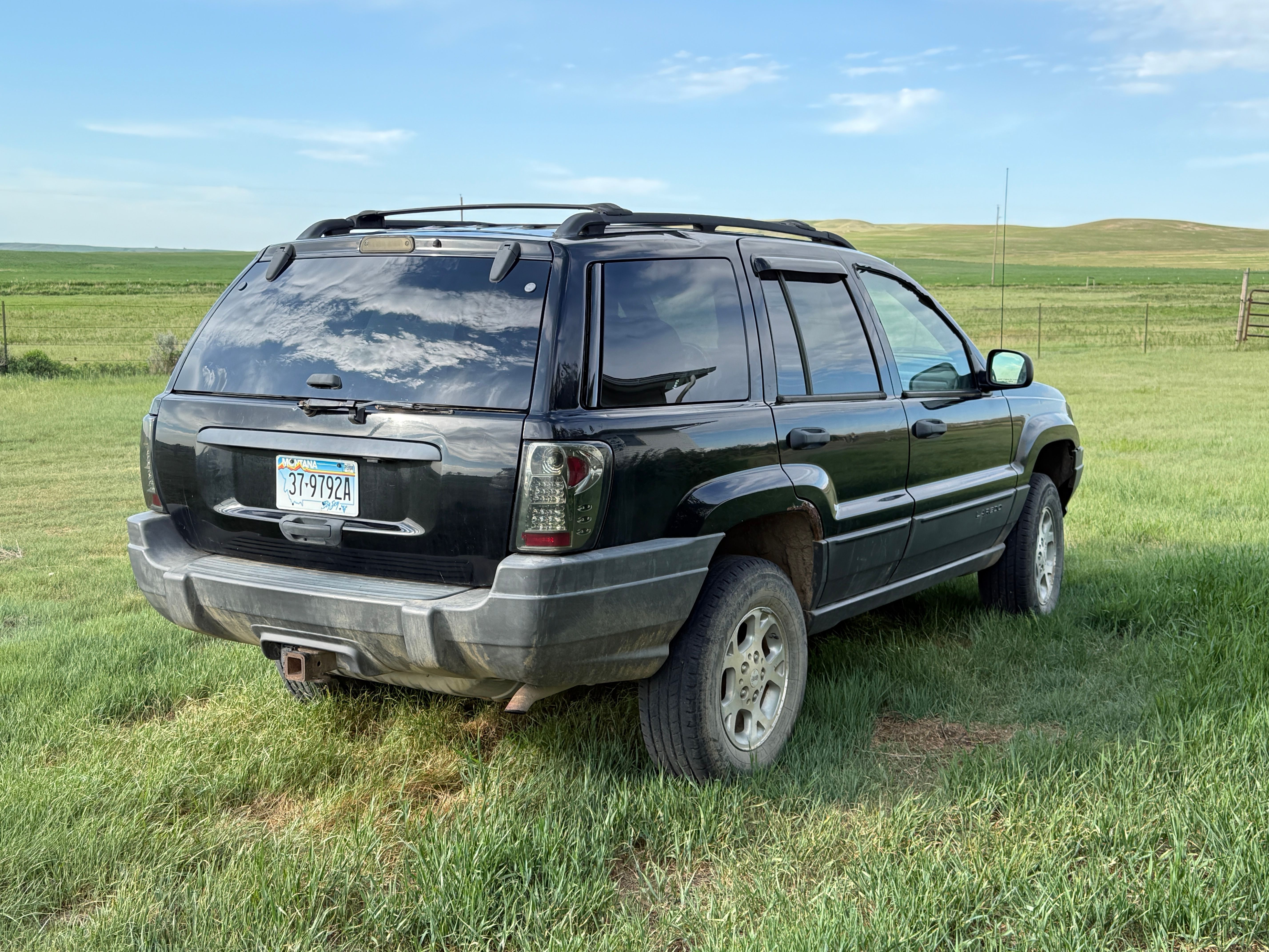 Used 2001 Jeep Grand Cherokee Laredo AWD/4WD image 2