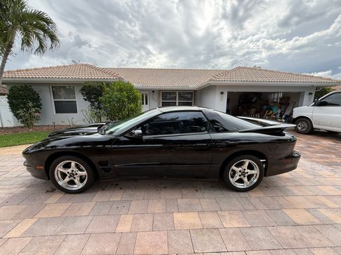 Used 2000 Pontiac Firebird Formula image 11