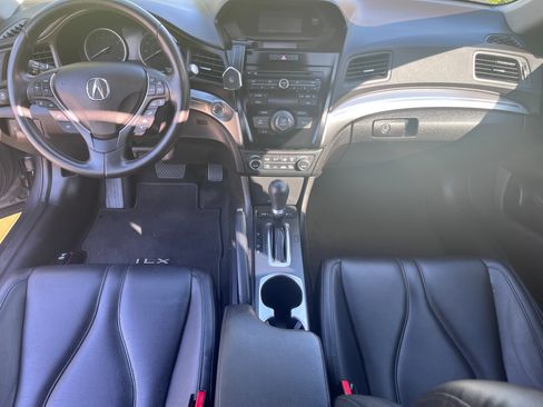 Used 2019 Acura ILX FWD image 12