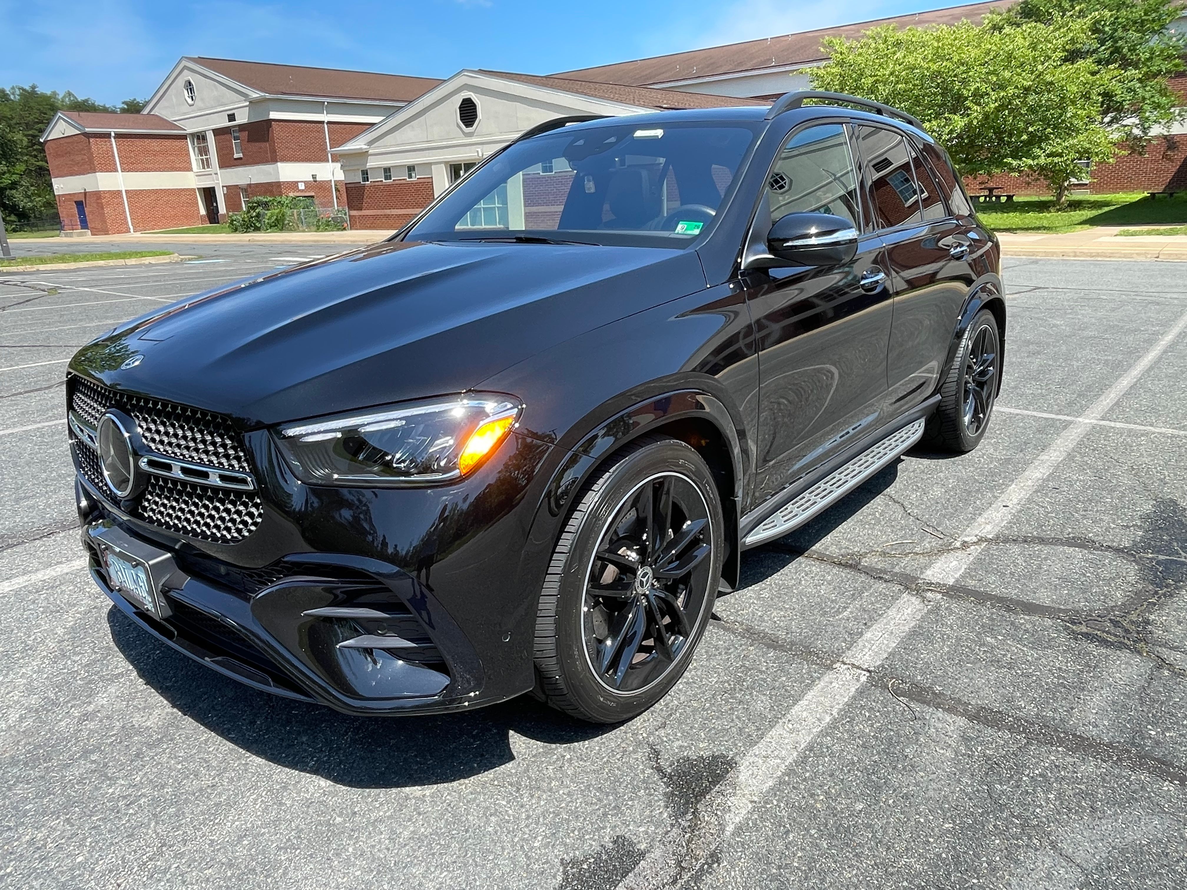 Used 2024 Mercedes-Benz GLE 450 4MATIC image 2