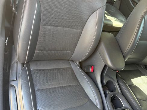 Used 2019 Hyundai Ioniq Limited w/ Ultimate Package 02 FWD image 18