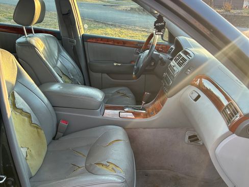 Used 2004 Lexus LS 430 w/ Premium Pkg RWD image 6