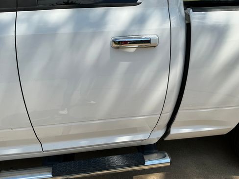 Used 2018 RAM 1500 Classic SLT AWD/4WD image 23