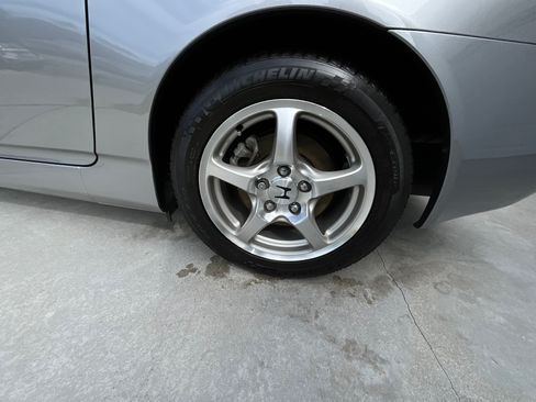Used 2003 Honda S2000 image 9