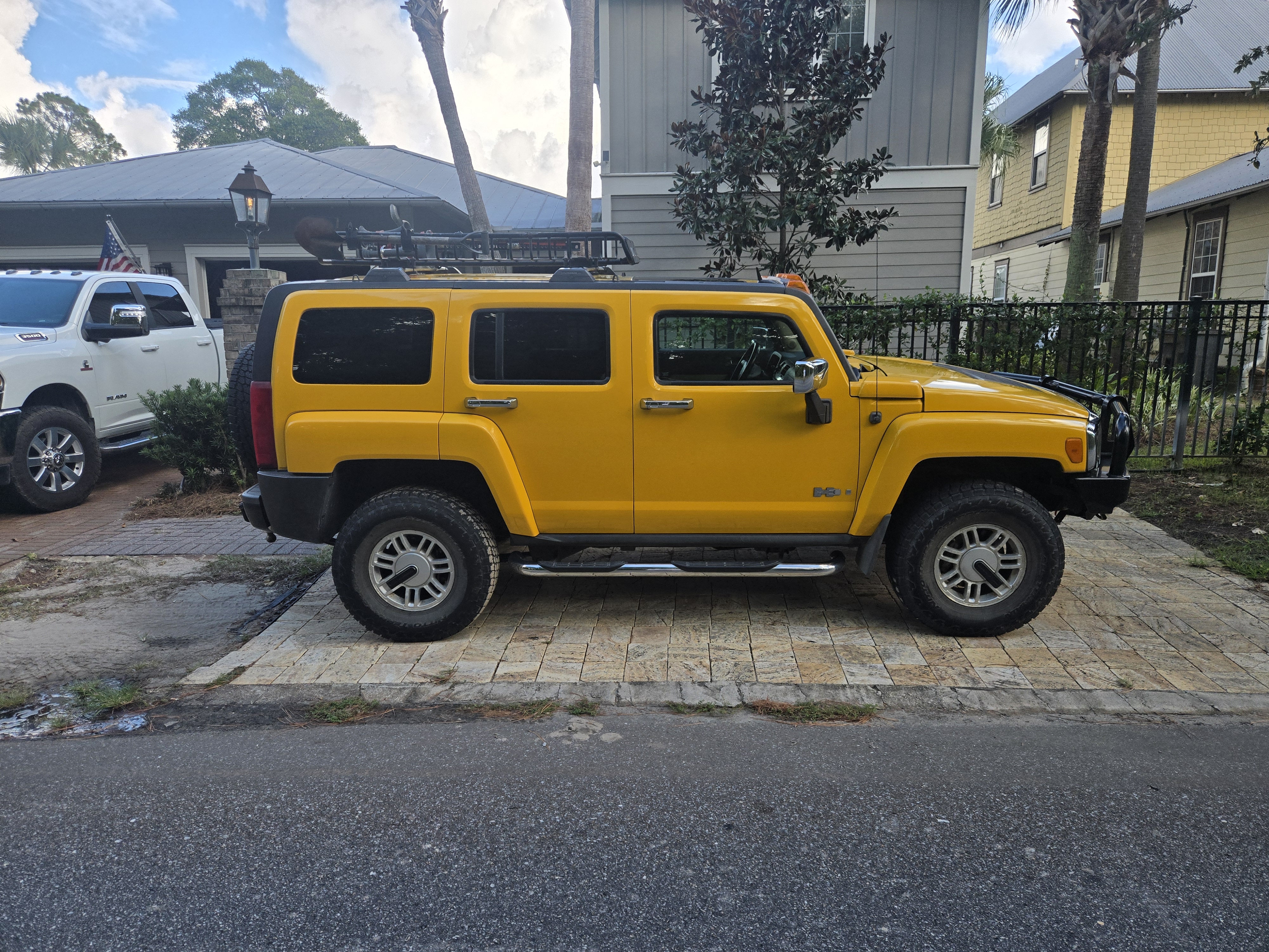 Used 2006 HUMMER H3 AWD/4WD image 9