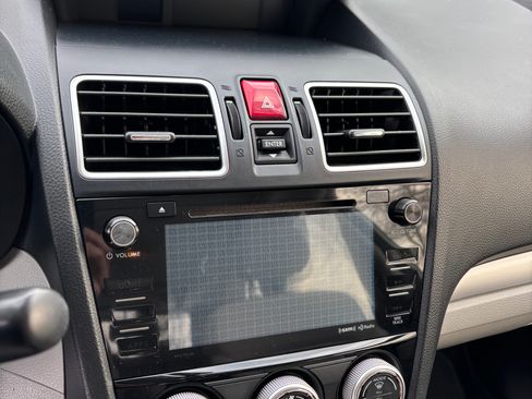 Used 2017 Subaru Forester 2.5i Premium w/ All-Weather Package image 12