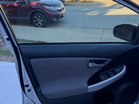 Used 2012 Toyota Prius Prime Advanced image 16