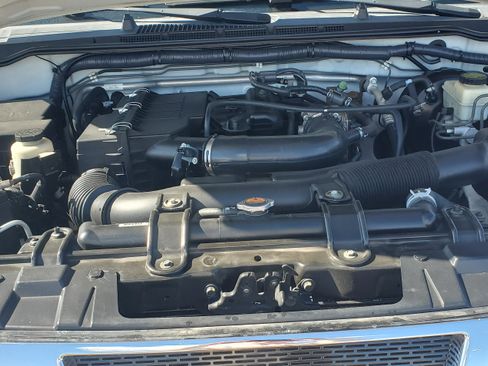 Used 2015 Nissan Frontier S w/ S Preferred Package image 18