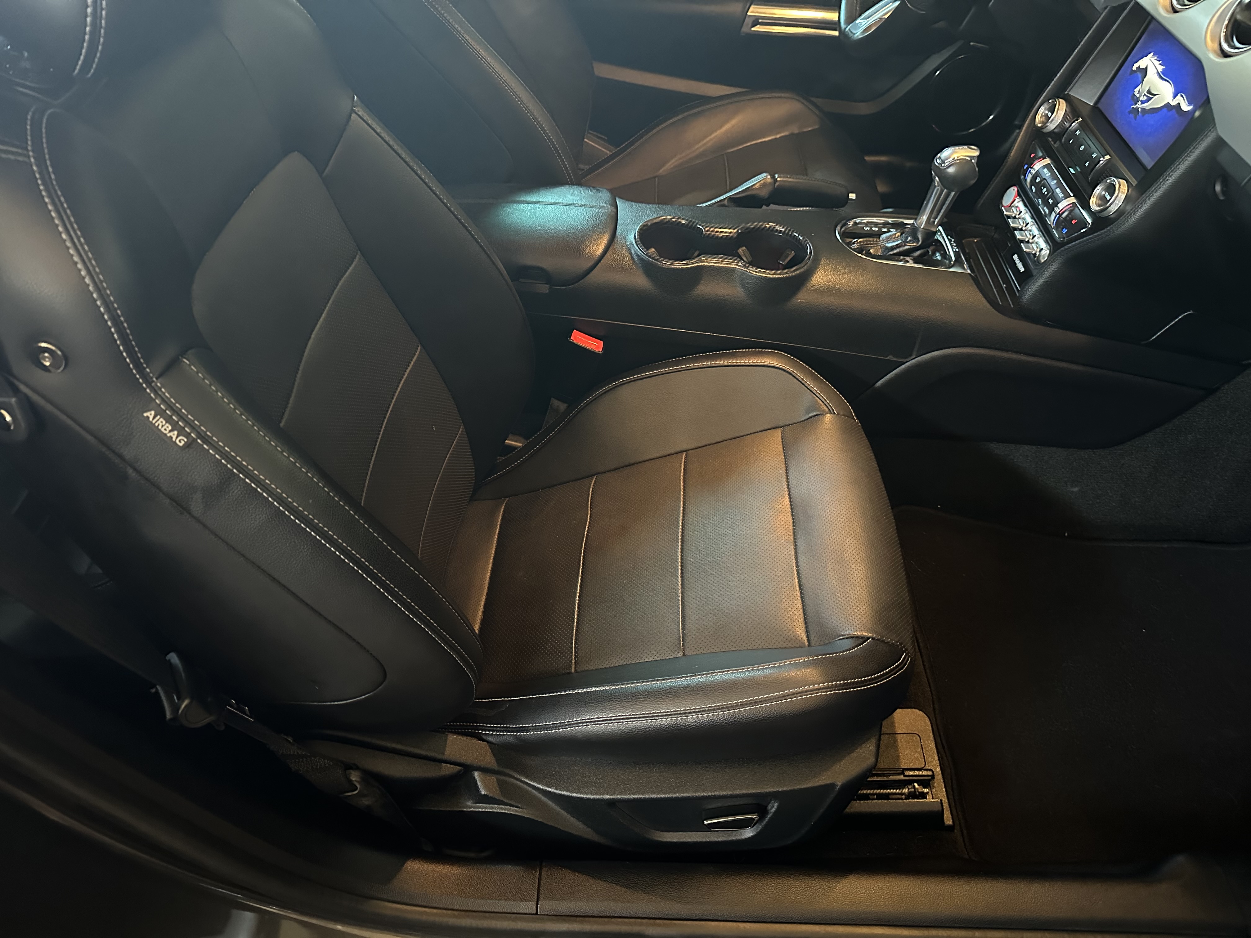 Used 2016 Ford Mustang Premium RWD image 12