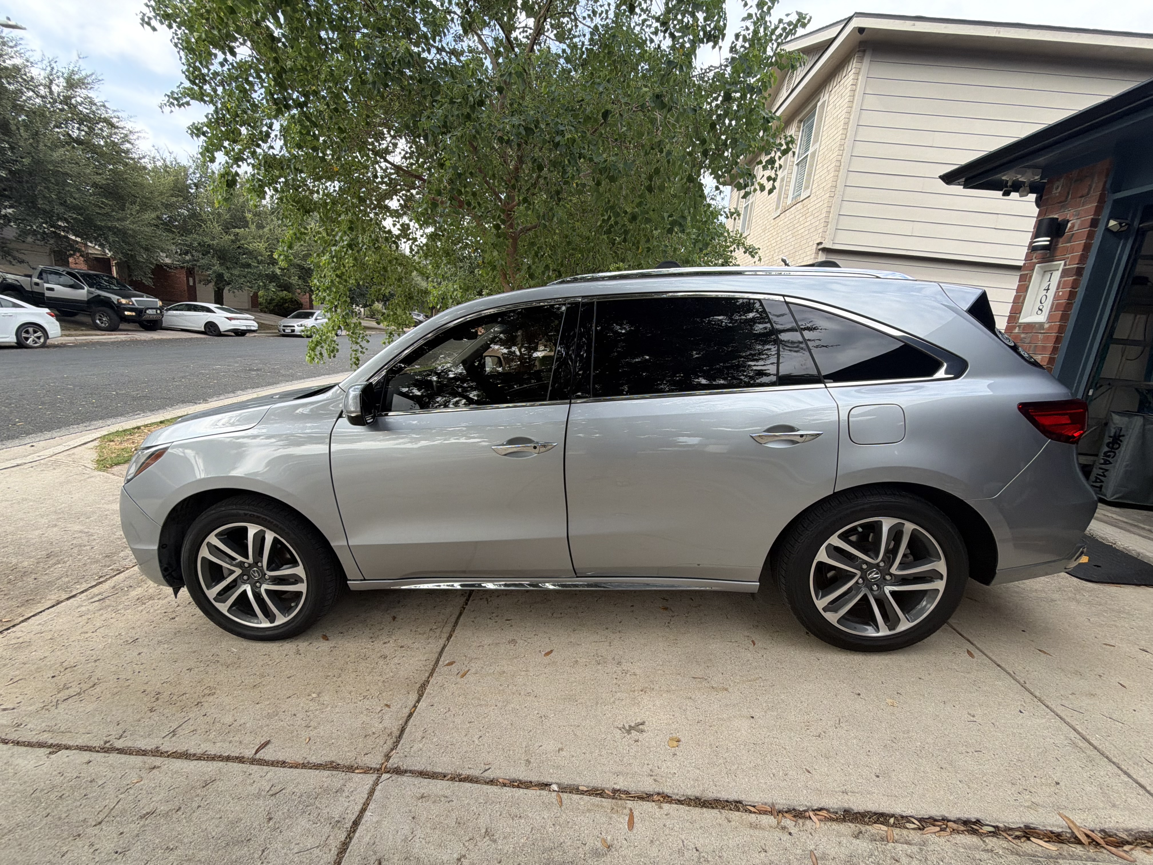 Used 2018 Acura MDX w/ Advance Package AWD/4WD image 21