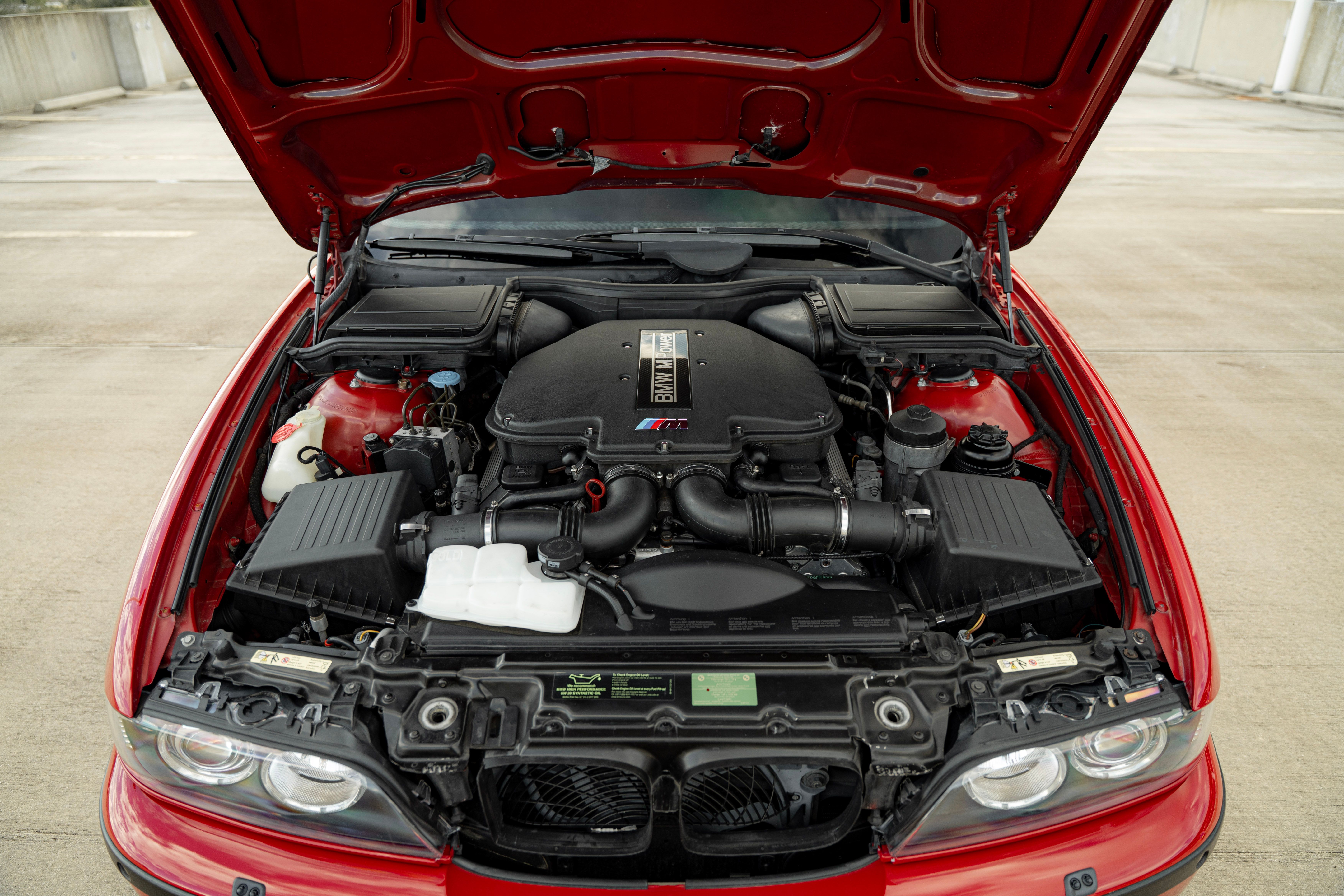 Used 2002 BMW M5 RWD image 14