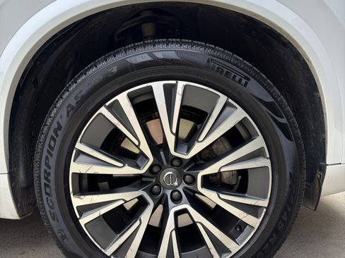 Used 2020 Volvo XC90 T6 Momentum image 25