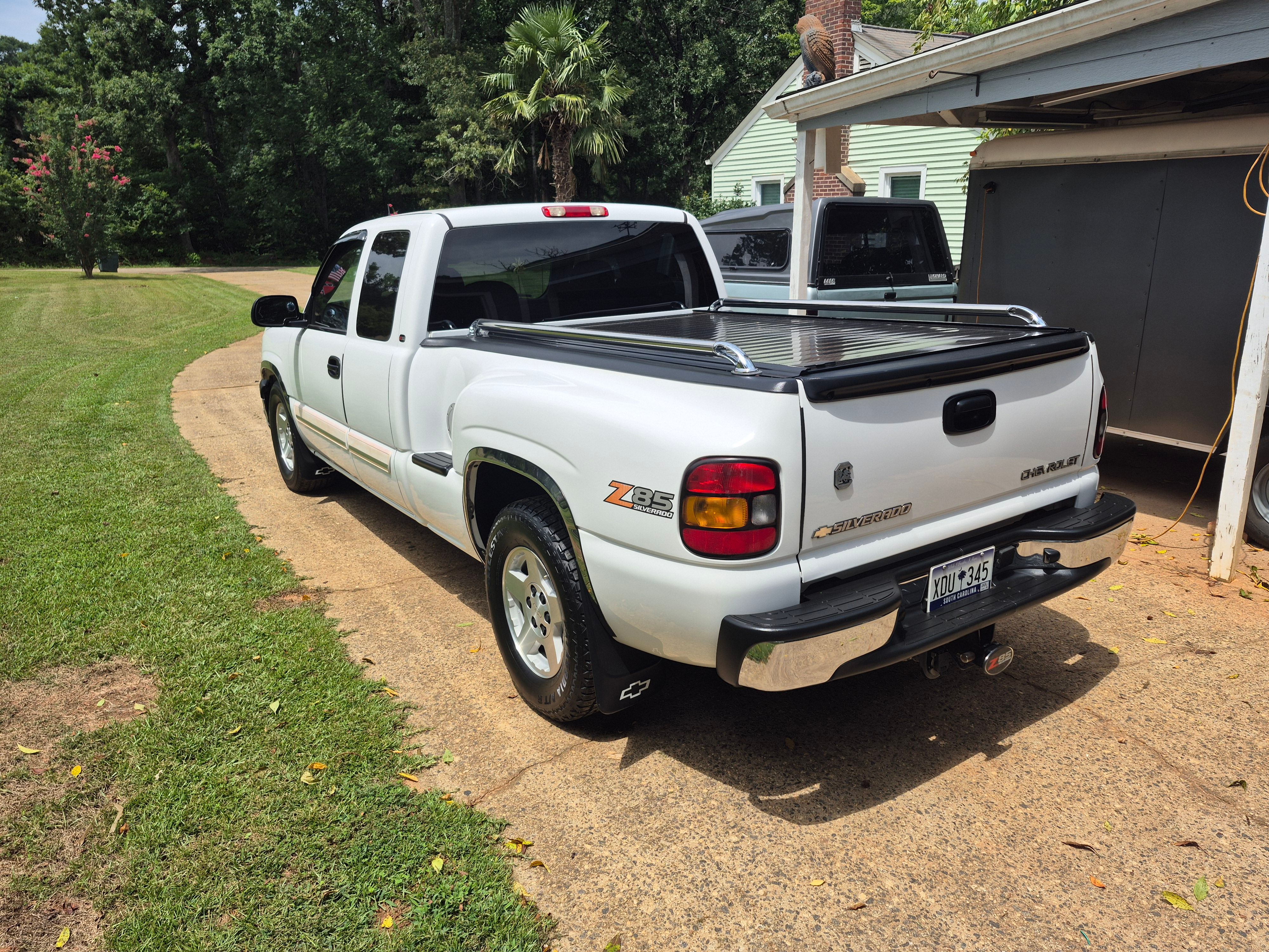 Used 2005 Chevrolet Silverado 1500 LS w/ Light Duty Power Package RWD image 9