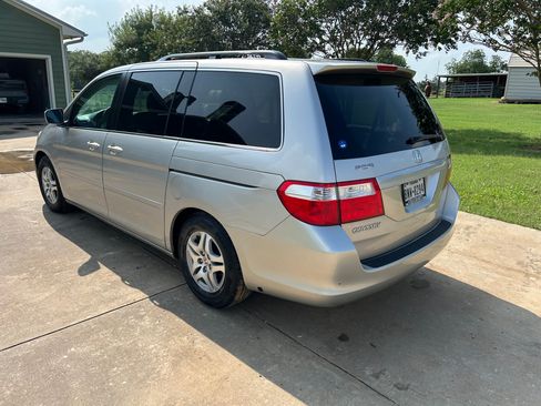 Used 2006 Honda Odyssey EX image 4